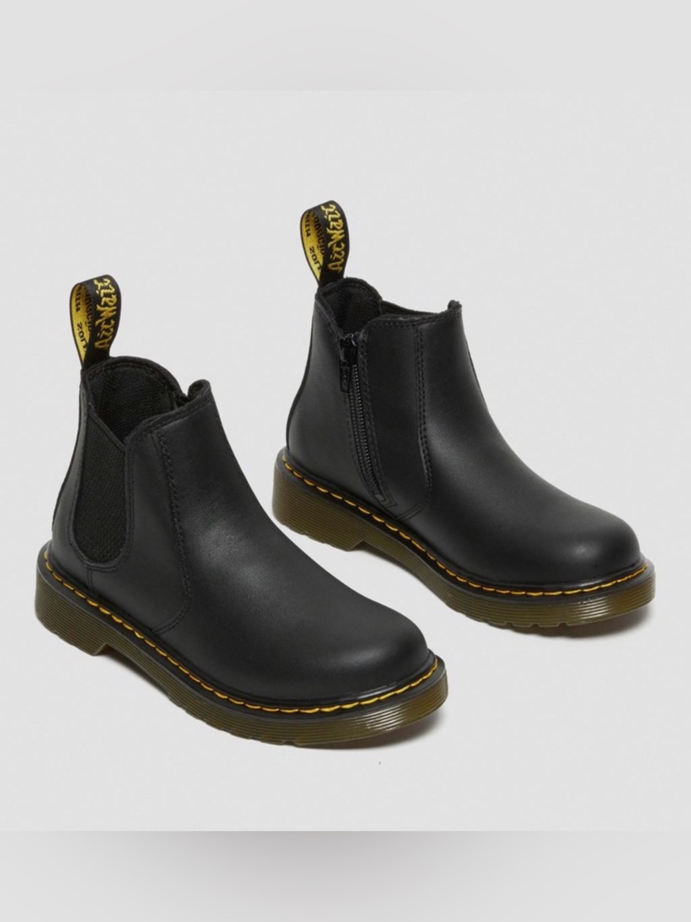 Dr. Martens Junior Softy T Leather Chelsea Boots - 2